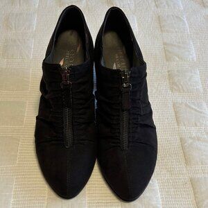 Aerosoles Jalapeno black zip-up boots, size 9.5